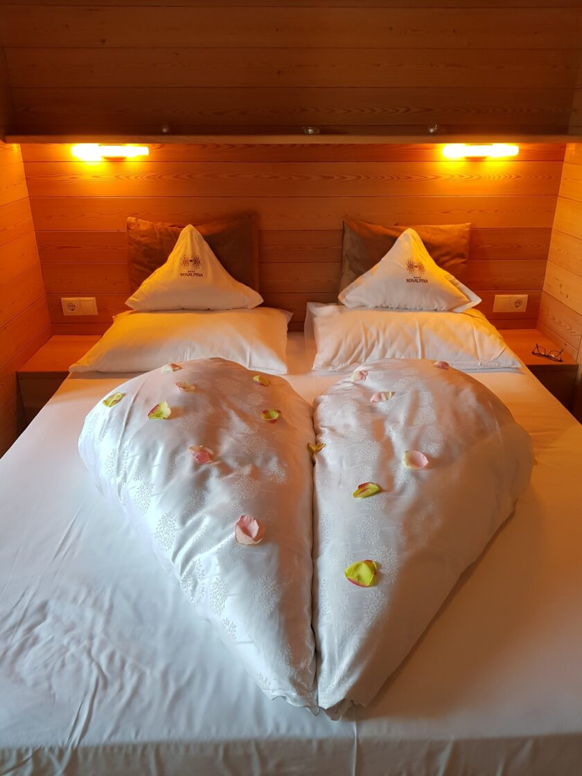 Unser Flitterwochen-Bett im Hotel Rosalpina