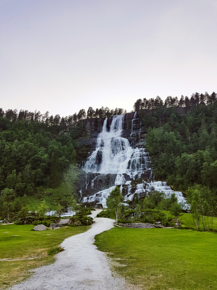 Der Tvindefossen