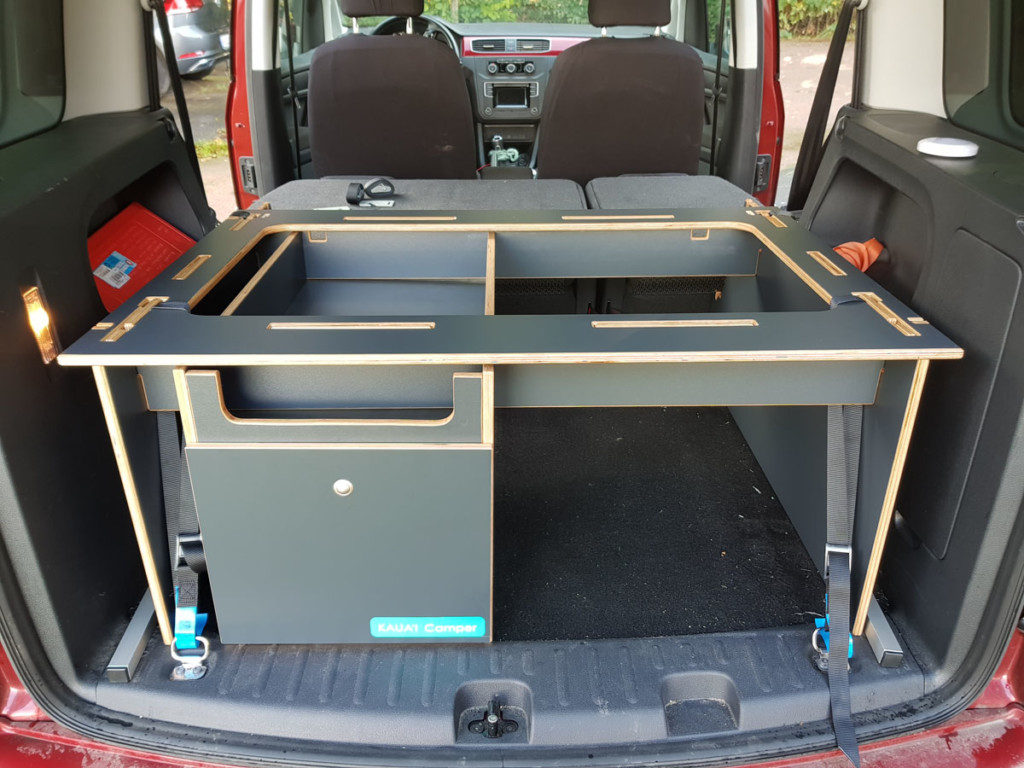 KAUA'I Camper Schlafsystem aufbauen - Schritt 5 - Spanngurte