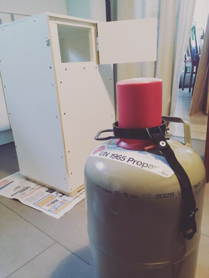So haben wir unseren DIY Gaskasten gebaut | vanarang.de