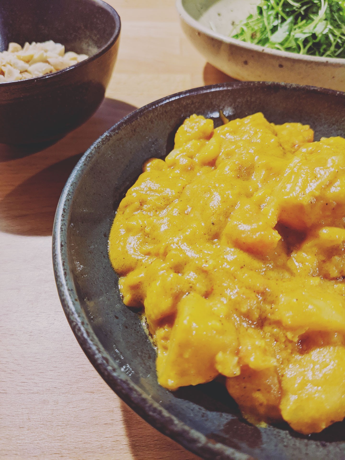One Pot - Erdnuss Curry mit Wumms | vanarang.de